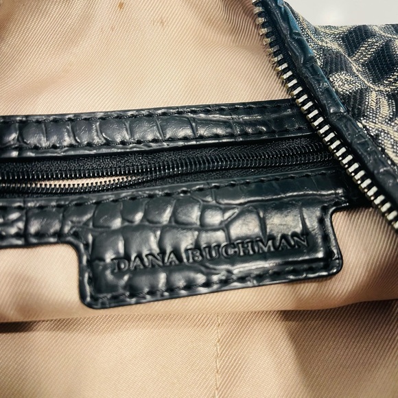 Dana Buchman Silver Sparkle Shoulder Bag - Picture 8 of 13